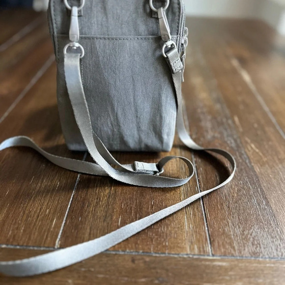 Baggallini take two cross body bag - Picture 10 of 11